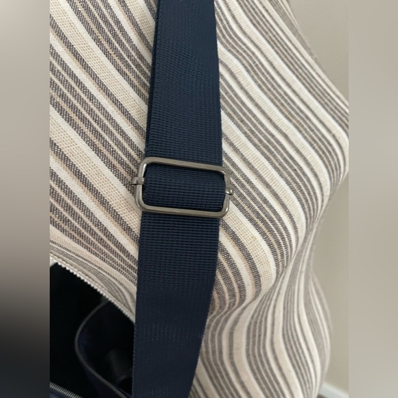 Jimmy Choo Weekender / duffel / travel bag - Picture 14 of 14